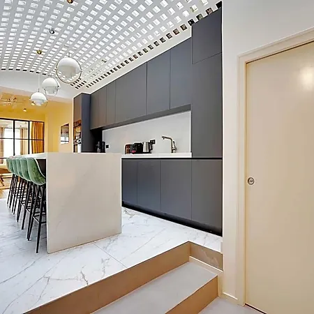Hotel Stunning - 4br8p - Mail 2*